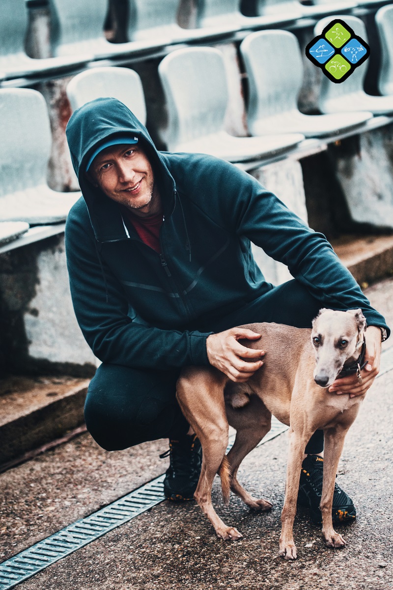 80000 «йеее» на улице