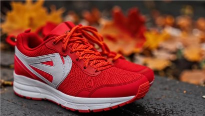 Топ 5 лучших кроссовок на осень